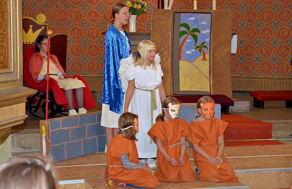 Löwen spielten jetzt auch in der St.-Johannis-Kirche Leopoldshall eine Rolle - beim Musical „Daniel in der Löwengrube“.