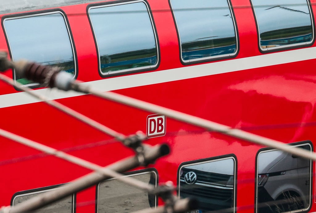In Mecklenburg-Vorpommern ist es in einem Zug zu rassistisch motivierter Gewalt gekommen.