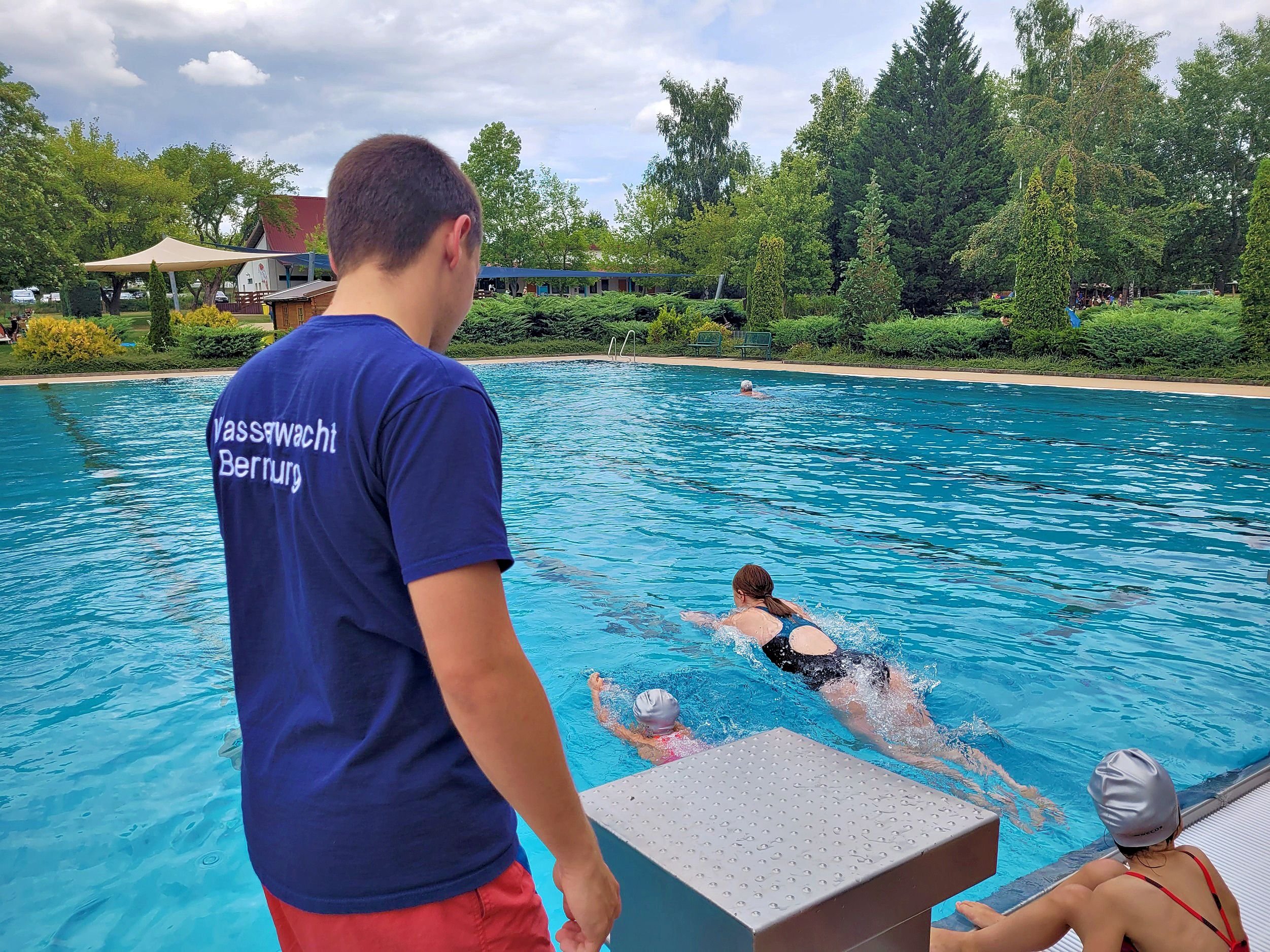 Sucritude Schwimmgürtel Für Kinder - Verstellbare Schwimmhilfe Mit Auftriebsblöcken