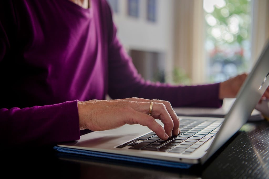 Große und kleine Unternehmen in Deutschland gehen beim Homeoffice in unterschiedliche Richtungen.