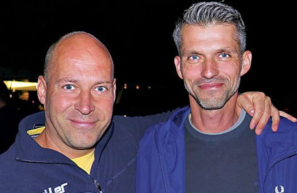 Zu Gast beim Buschfest in Wohlenberg im Kreis Stendal: Stephan Heinrichs (links) aus Priemern und Andy Kintra aus Bretsch.