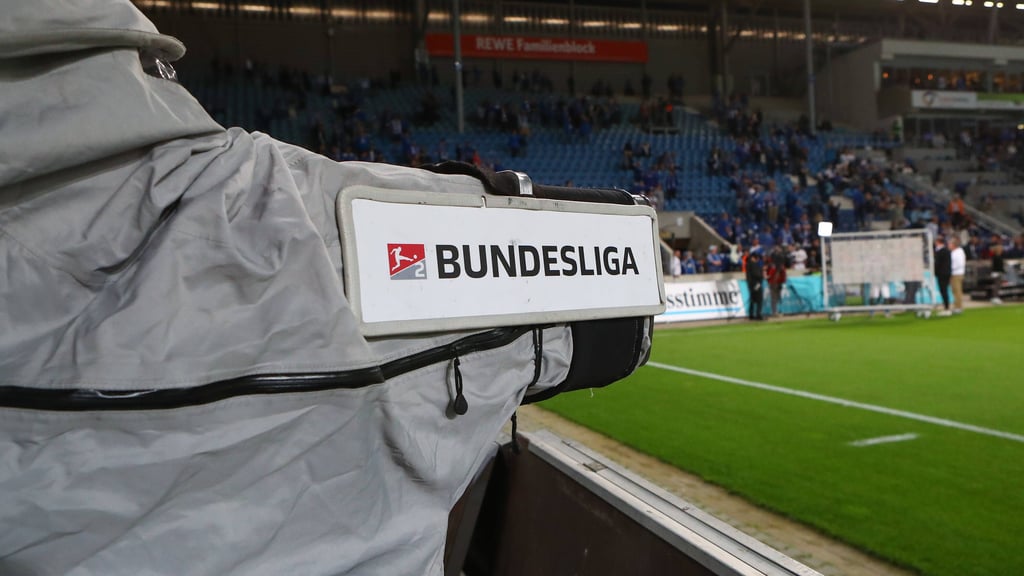 Wer überträgt die Spiele des 1. FC Magdeburg in der Saison 2025/26 in der 2. Bundesliga und im DFB-Pokal?