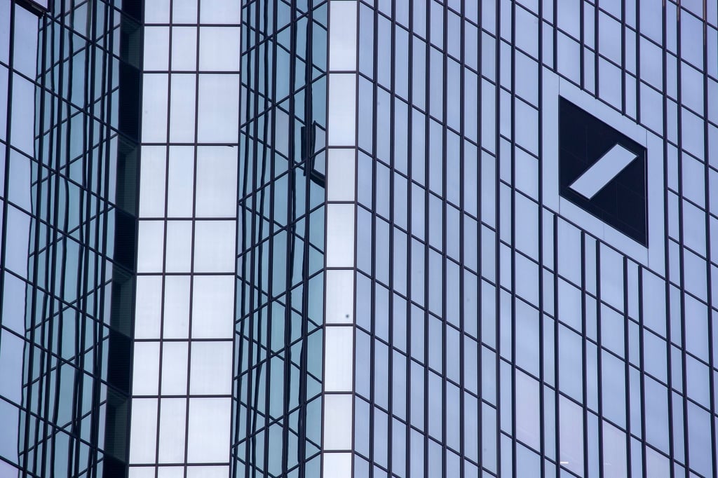 Die Deutsche Bank hat ihre Zwischenbilanz für das zweite Quartal 2023 vorgelegt.