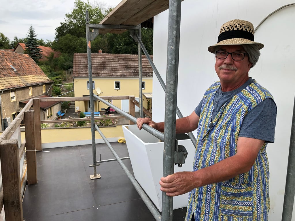 Gerhard Pinkny wird auch in diesem Jahr wieder als "altes Weib" dabei sein.