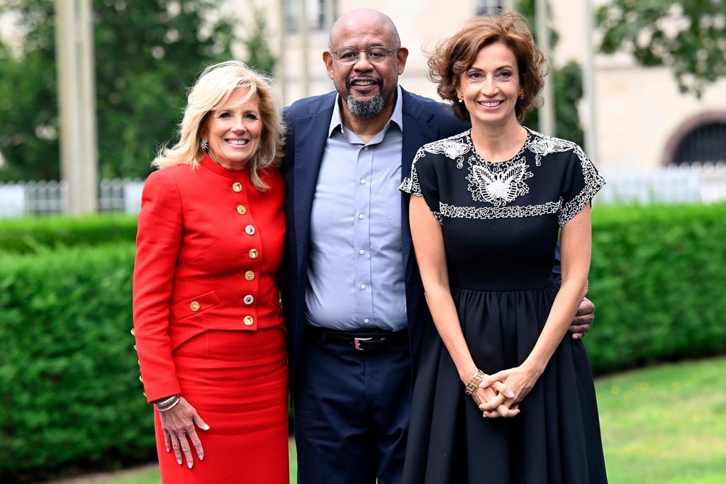 First Lady Jill Biden (l), Schauspieler Forest Whitaker und Unesco-Generaldirektorin Audrey Azoulay in Paris.