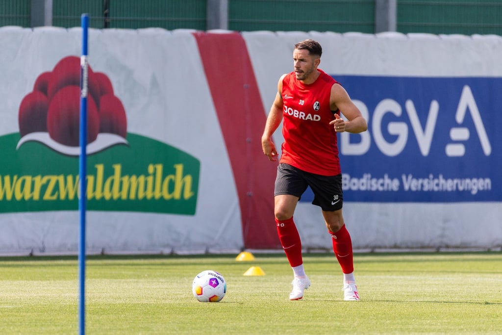 Freiburgs Kapitän Christian Günter will beim Saisonstart dabei sein.