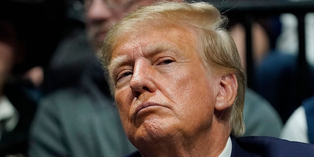Im Zentrum der erweiterten Anklageschrift steht Donald Trumps Umgang mit Videomaterial von Überwachungskameras auf seinem Anwesen.
