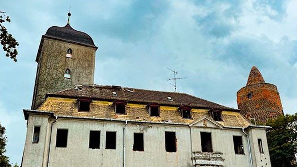Die Arbeiten am Schloss Pouch werden fortgeführt.