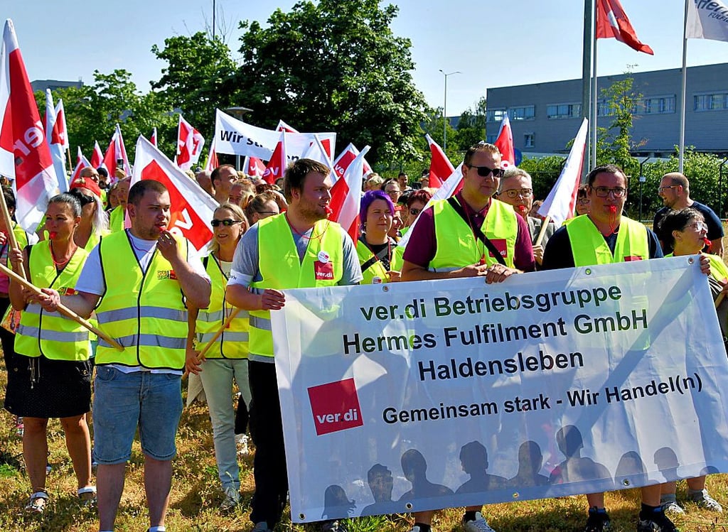 Bereits Mitte Juni waren Mitarbeiter von Hermes Fulfilment in Warnstreik getreten. Nun wollen sie fast eine Woche lang streiken.