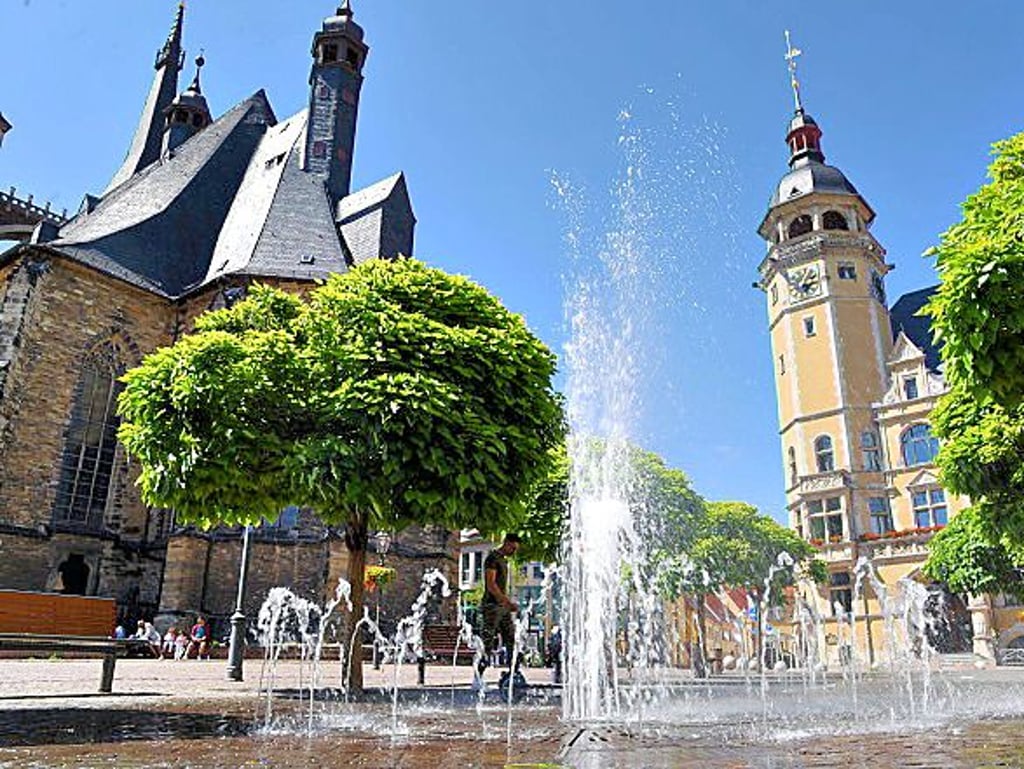 Bürger aus Köthen, hier der Köthener Marktplatz, könnten bald ihren Bundestagsabgeordneten im Wahlkreis Mansfeld finden.