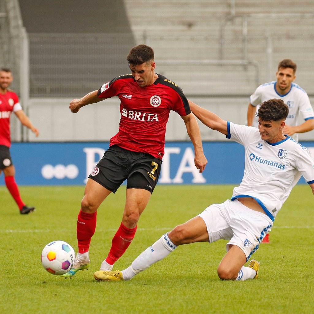 Der 1. FC Magdeburg und der SV Wehen Wiesbaden trennen sich 1:1.