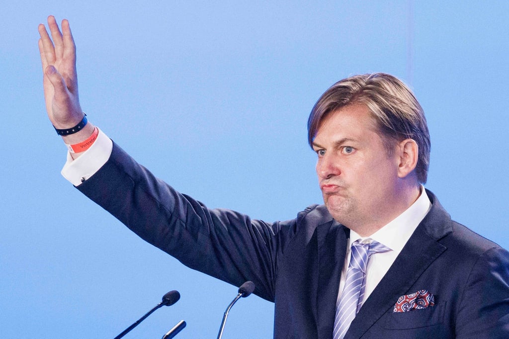 Maximilian Krah bei seiner Vorstellungsrede als AfD-Spitzenkandidat für die Europawahl.