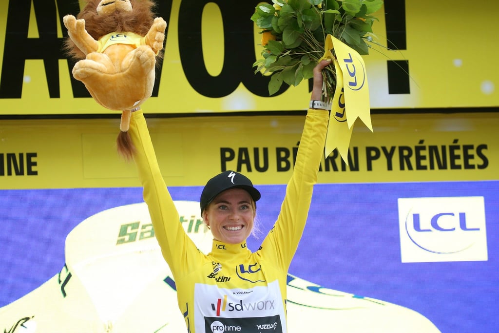 Hat sich den Gesamtsieg bei der Tour de France Femmes gesichert: Demi Vollering.