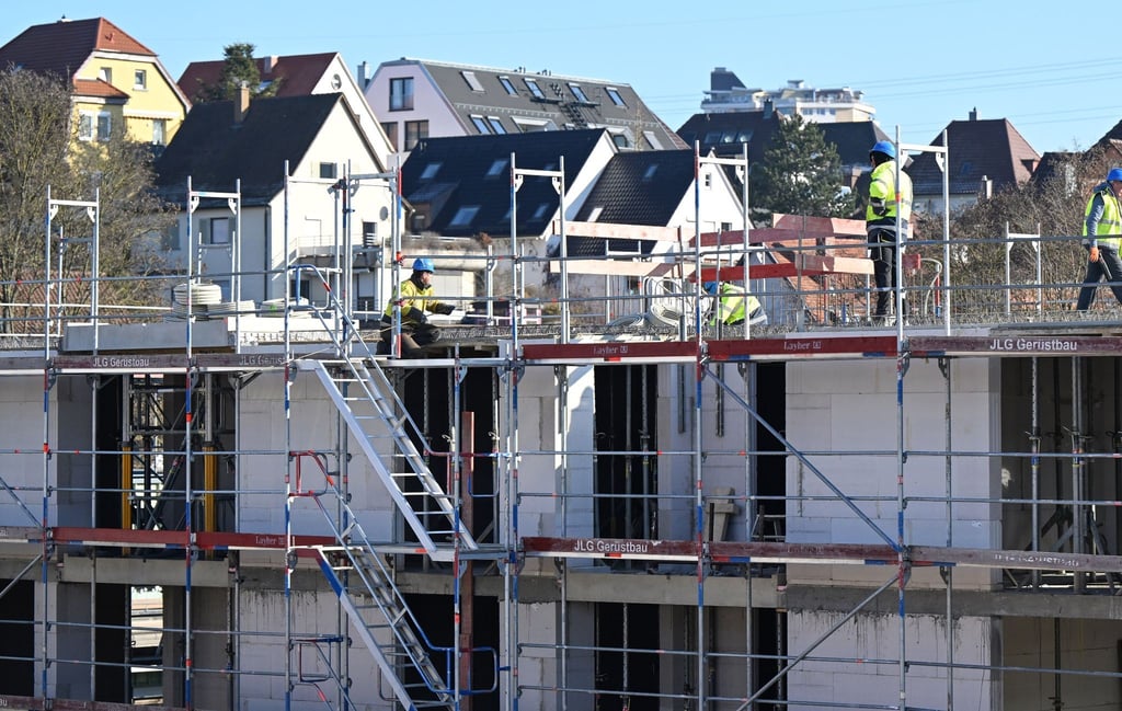 Baustelle für Wohnungen und Sozialwohnungen.