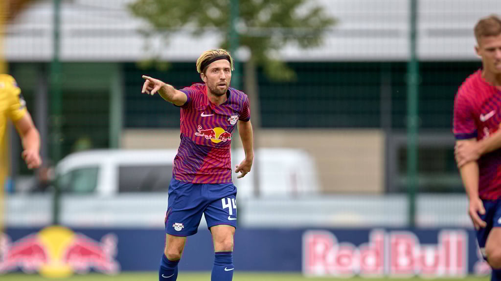Dirigiert sein Umfeld auf dem Platz: RB-Routinier Kevin Kampl