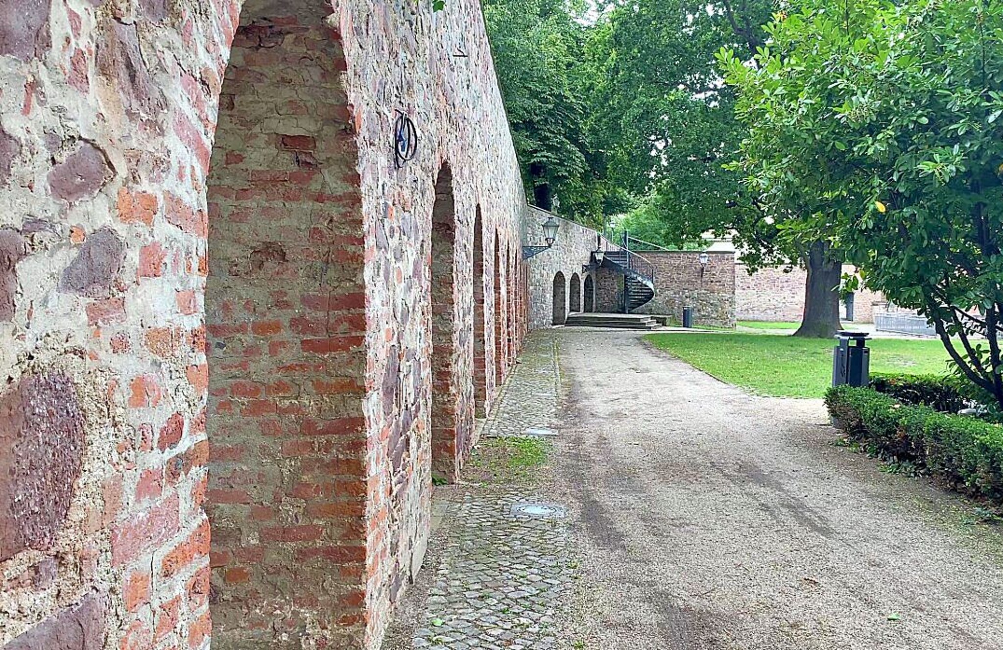 Video Möllenvogtei Magdeburg Geschichten des ältesten Parks der Stadt