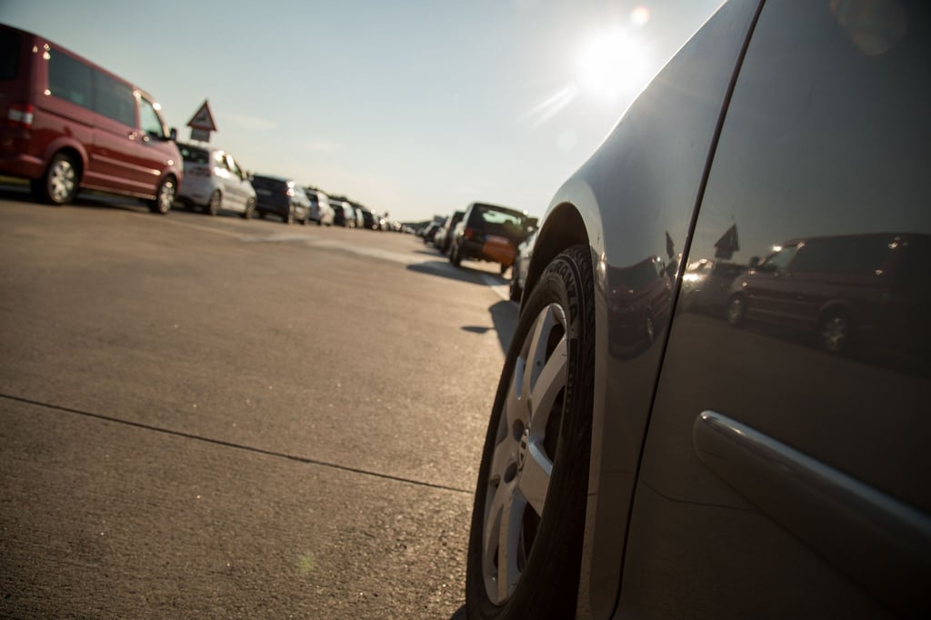 Wie lange dauern Stop-and-Go und Stillstand? Sollte man besser abfahren?