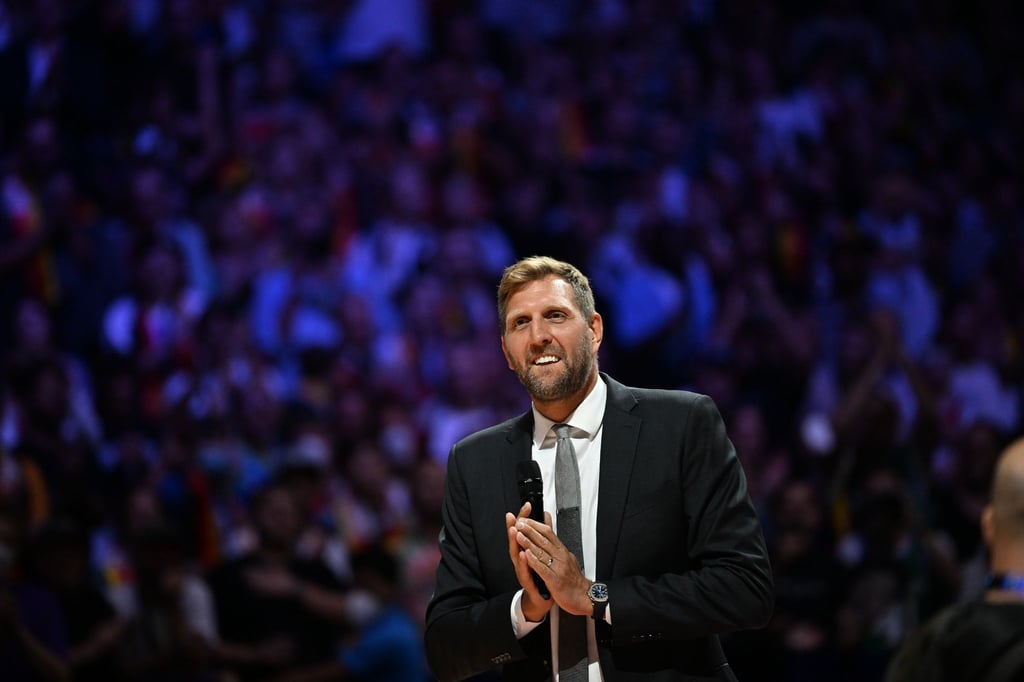 Dirk Nowitzki hat sich zur Kontroverse zwischen Dennis Schröder und Maximilian Kleber im deutschen Nationalteam geäußert.