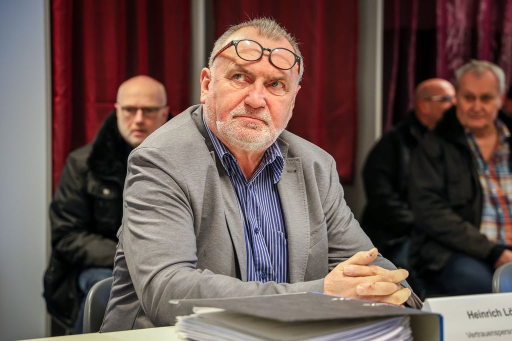 Heinrich Löhmann nimmt an der Sondersitzung des Wahlbereichsausschusses Bremen zur Bürgerschaftswahl teil.