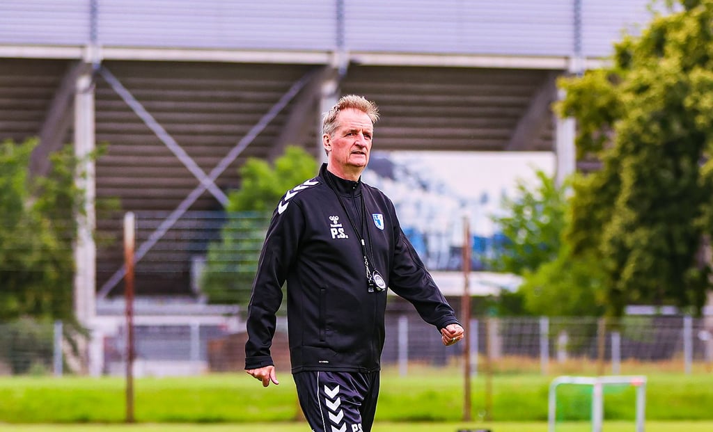 Seit dem 15. Juli 2020 in Magdeburg: Petrik Sander. Der 62-Jährige trainierte erst die U19 des FCM, nun betreut er die U23.