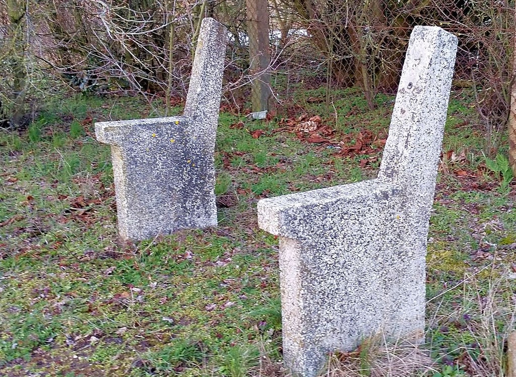 Ehrenamt Arendseer Bänke Stadt benötigt Hilfe bei der Pflege