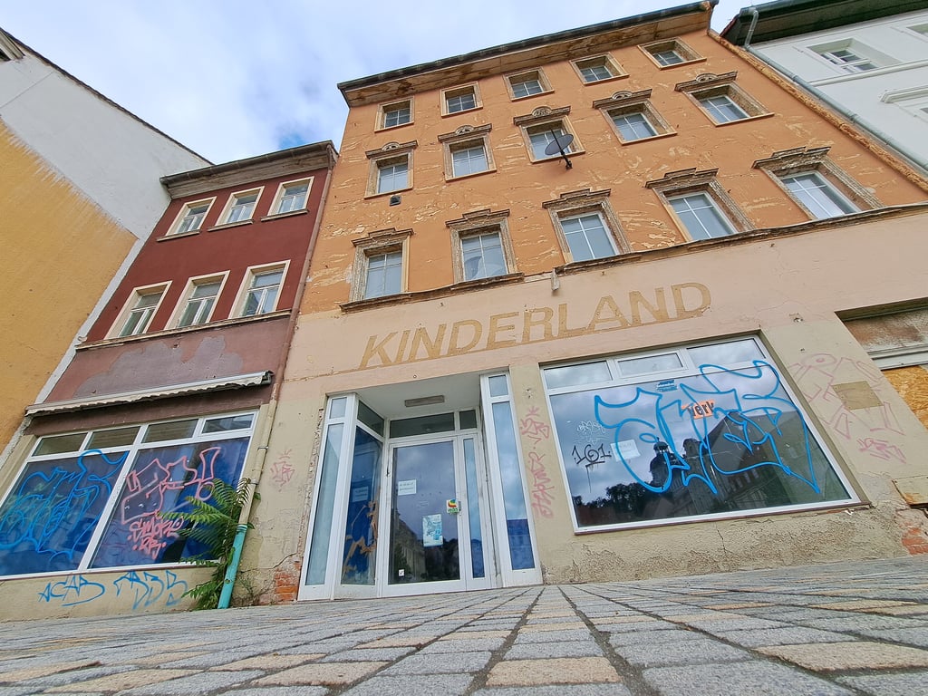 Die WVW in Weißenfels will die Gebäude Markt 23/24 am Markt erwerben und dann zu einem Gewerbeobjekt entwickeln. Die Verhandlungen mit dem Eigentümer sind bereits weit fortgeschritten.