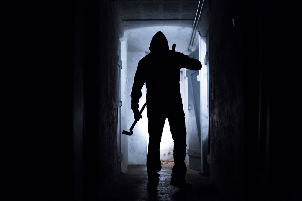 In ein Friseeurgeschäft wollten die Täter einbrechen.