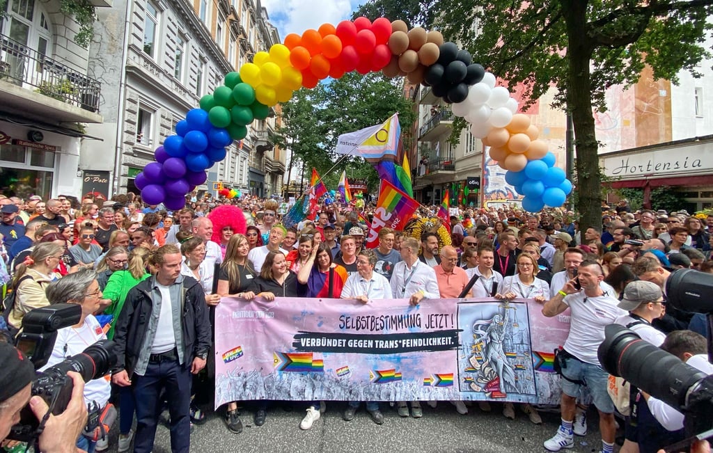 Die Parade zum Christopher Street Day findet in Hamburg traditionell am ersten Samstag im August statt.