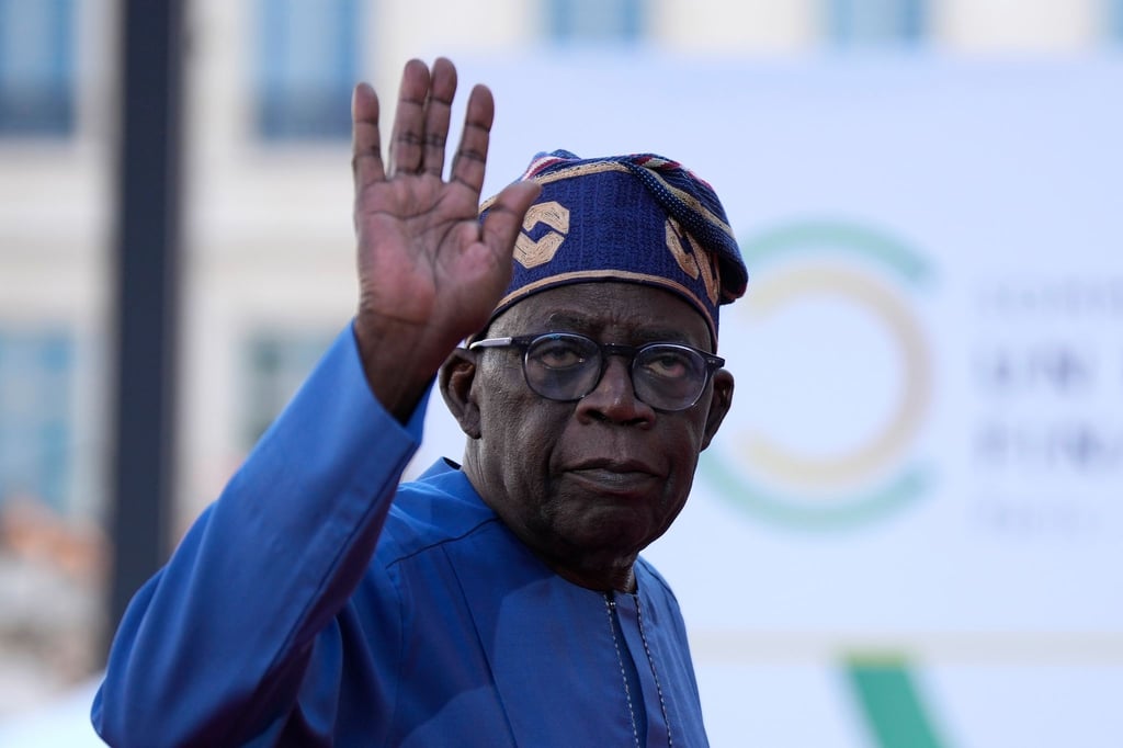Insbesondere Nigerias neuer Präsident Bola Tinubu scheint eine treibende Kraft hinter dem harten Kurs der Ecowas gegen die neuen Militärmachthaber im Niger zu sein.