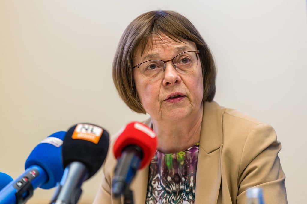 Brandenburgs Sozialministerin Ursula Nonnemacher (Bündnis 90/Die Grünen) bei einer Pressekonferenz.