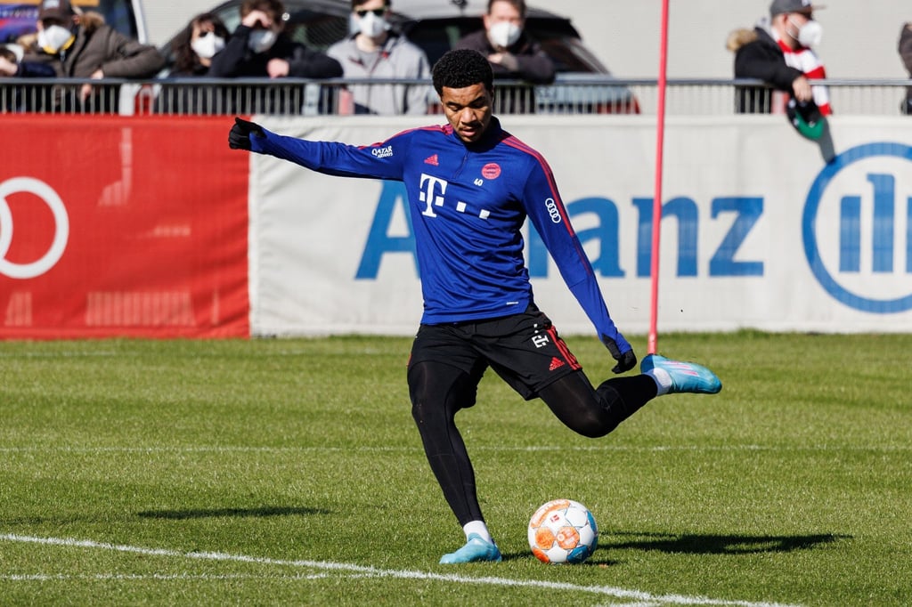 Malik Tillman in Aktion.