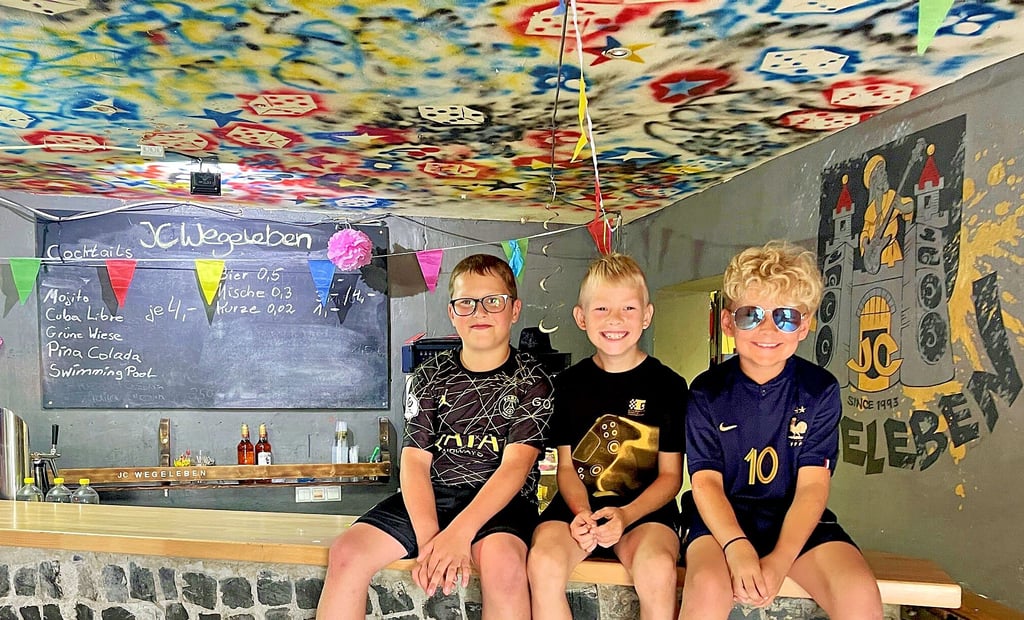 Der Jugendclub in Wegeleben besteht seit 30 Jahren. Das wurde in der Stadt nicht nur von der älteren Generation gefeiert, auch Jüngere haben den Club in der ehemaligen Zuckerfabrik bereits für sich entdeckt.