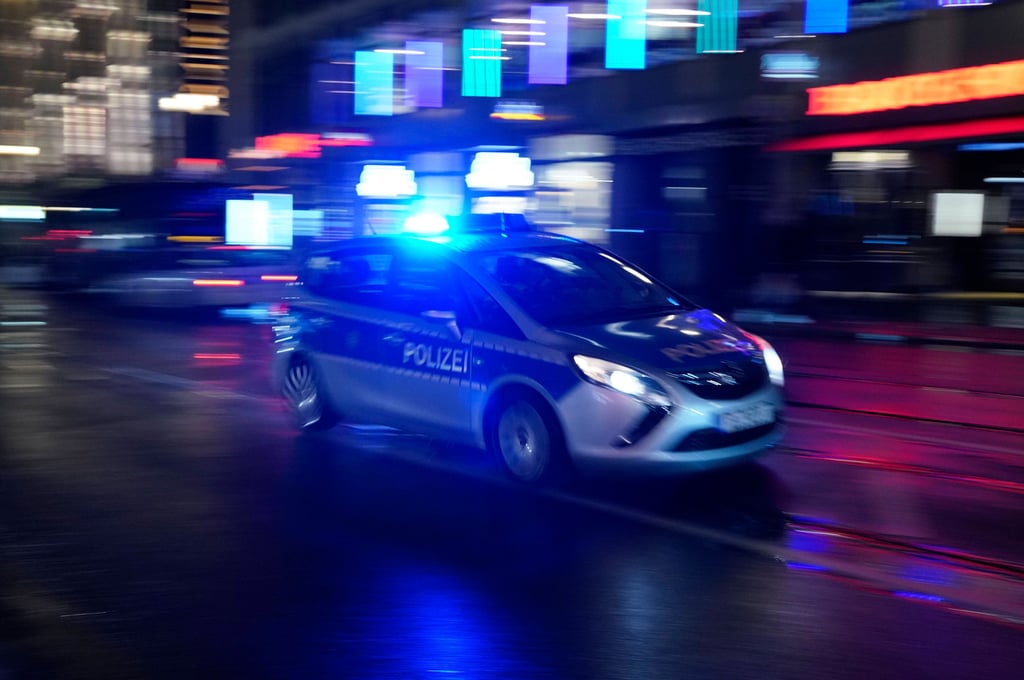 Nach einem Garagenbrand, zu dem es in der Nacht zum 7. August in Burg gekommen ist, ermittelt nun die Kriminalpolizei.