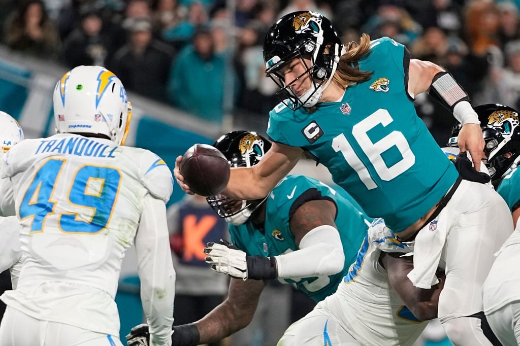 Jacksonvilles Quarterback Trevor Lawrence führte die Panthers in der zweiten Halbzeit zum Sieg.