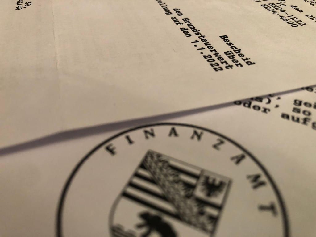 Mehr als die Hälfte aller Grundstückseigentümer in Sachsen-Anhalt hat die Grundsteuererklärung bereits gemacht.