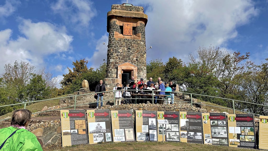 Ihr 30-jähriges Bestehen feierten die Wartbergfreunde vergangenes Jahr an der Bismarckwarte. Auch in diesem Jahr soll es wieder auf den Wartberg gehen, so zum Beispiel zum Freiwilligentag und zum Herrentag.