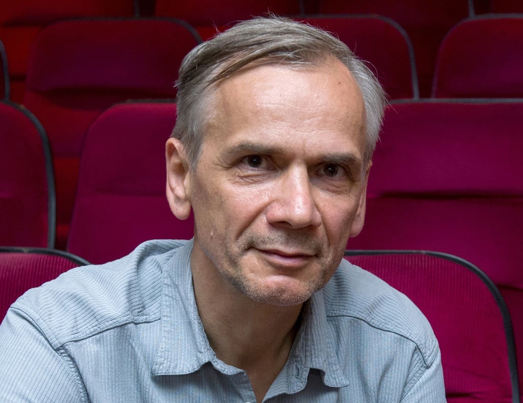 Der Autor Lutz Seiler wird ausgezeichnet.