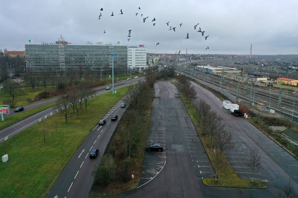 Bald Standort des Zukunfszentrums? Der Parkplatz an der Volkmannstraße.