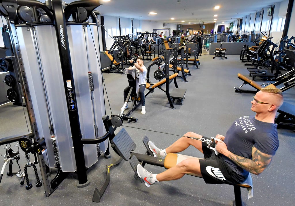 Sehr beliebt bei den jungen Erwachsenen ist der Freihantelbereich im „Lucky Fitness“ in Köthen.