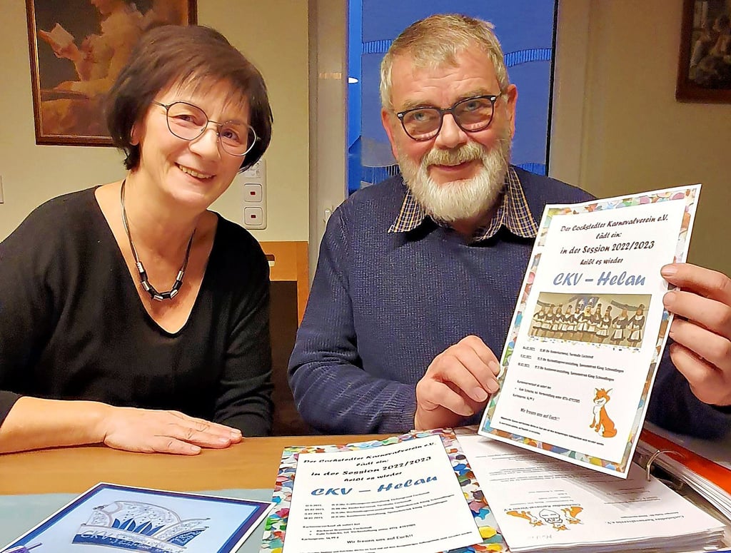 Ute und Martin Behrens sind 40 Jahre im Cochstedter Karneval-Verein und immer noch sehr aktiv. Er war bis 2015 Präsident und ist nun Alterspräsident.