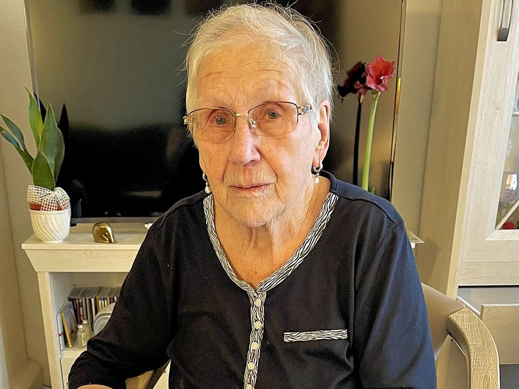 Rosemarie Riemann gehen so langsam die Kräfte aus. Seit Monaten rennt die Schönebeckerin dem Pflegegeld, das ihrem Mann zusteht, hinterher. Etliche Schreiben haben sich angesammelt.