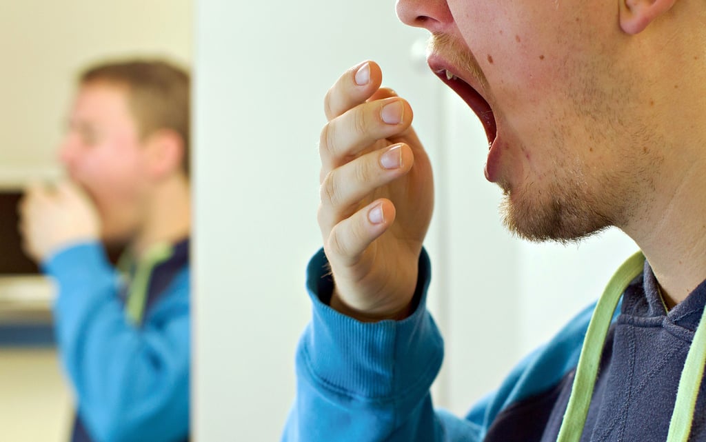 Anhaltende Müdigkeit und Erschöpfung gilt mittlerweile als häufige Folge überstandener Covid-19-Erkrankungen. Das Universitätsklinikum Magdeburg startet jetzt eine Studie zur Therapie.