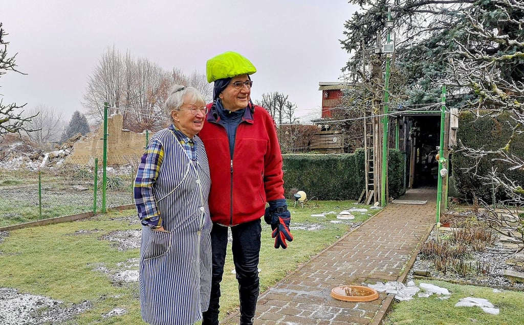 Renate und Jörg Neumann wollen ihren Garten nicht aufgeben – sie bleiben.
