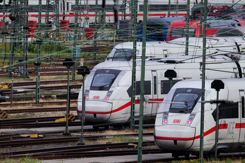 Sachsen-Anhalts Infrastrukturministerin Lydia Hüskens rechnet mit langfristigen Einschränkungen im Zugverkehr.
