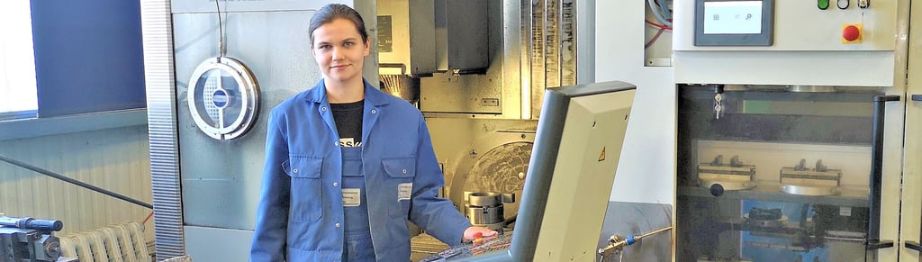 Fiona Sofie Szameitat hat bei der Salzwedeler Firma Altmärkischer Werkzeugbau Feinwerkmechanikerin gelernt und die Ausbildung mit Auszeichnung abgeschlossen.
