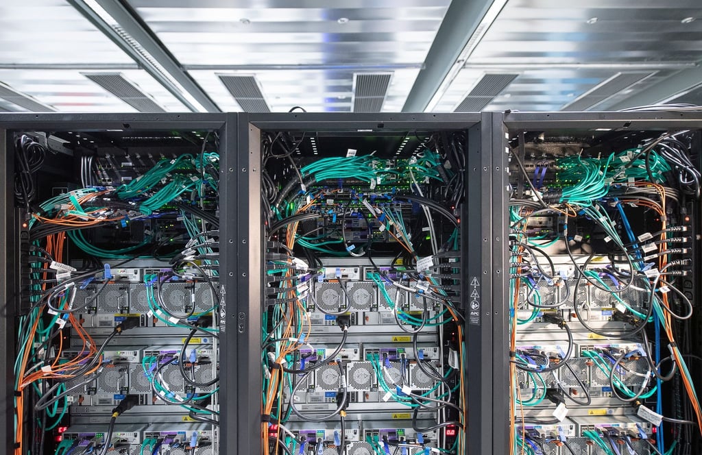 Ein Hochleistungscomputerin Stuttgart. In Russland ist die einst aufstrebende Digitalbranche seit dem Angriff auf die Ukraine spürbar eingebrochen.