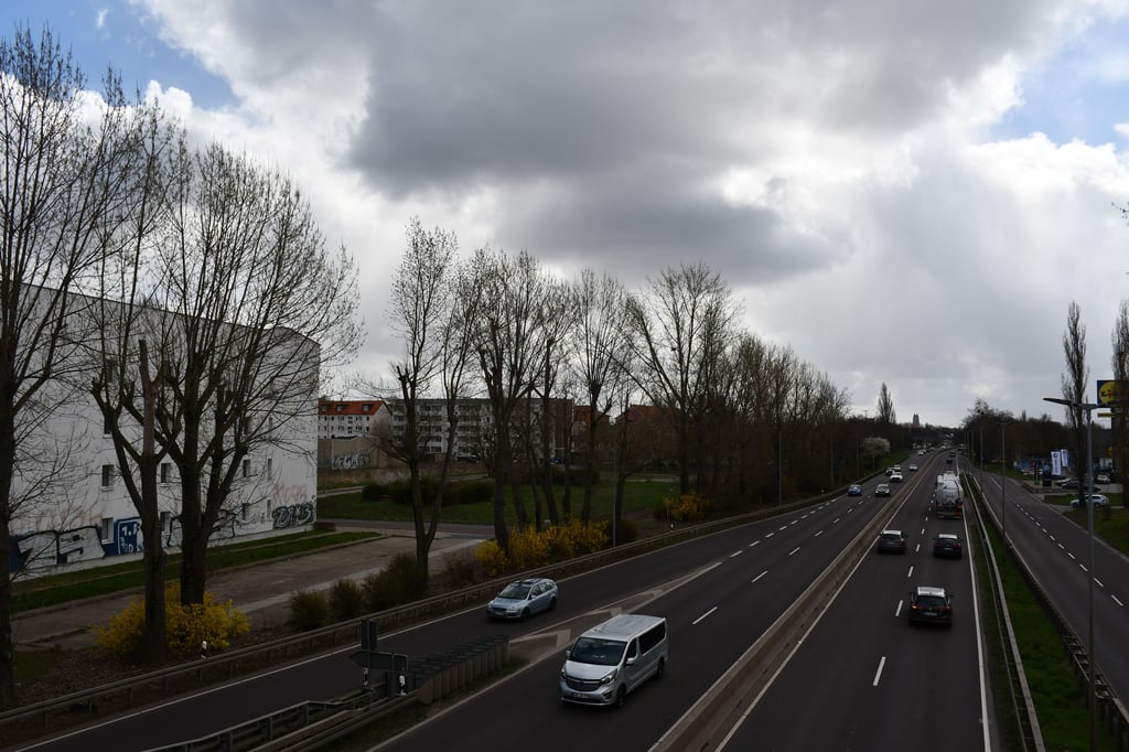 Am Magdeburger Ring im Bereich Neue Neustadt soll eine Lärmschutzwand errichtet werden.
