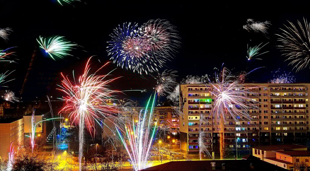 So farbenprächtig erstrahlte das Silvestrefeuerwerk über Stendal-Stadtsee. Aber auch in der 365 Tagen zuvor war in Stendal eine Menge los.