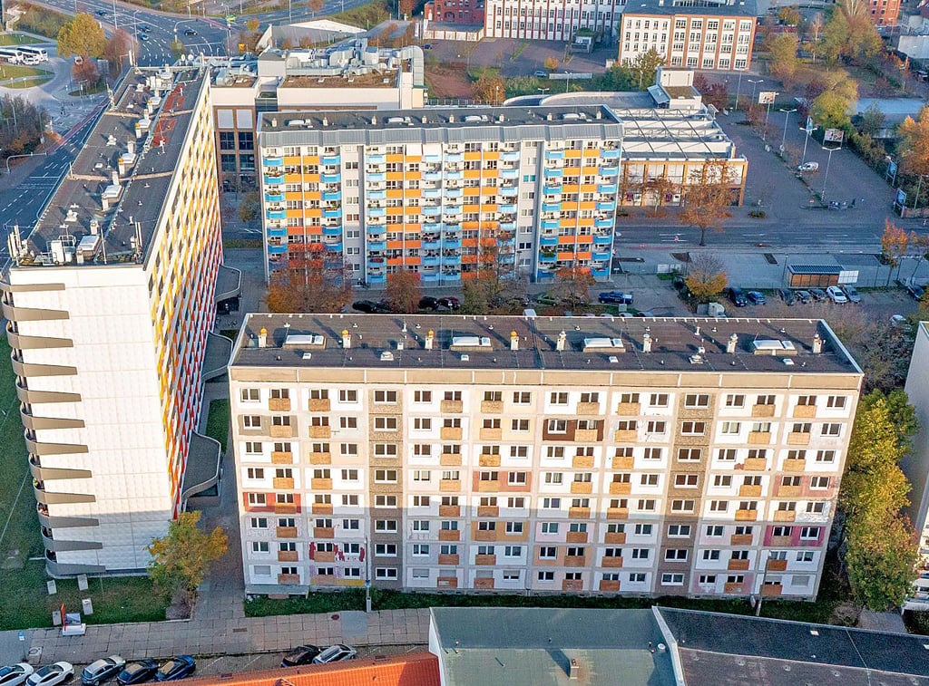 Die Substanz des Blocks scheint in Ordnung und deshalb ist es Verschwendung, die Abrissbirne zu schicken.