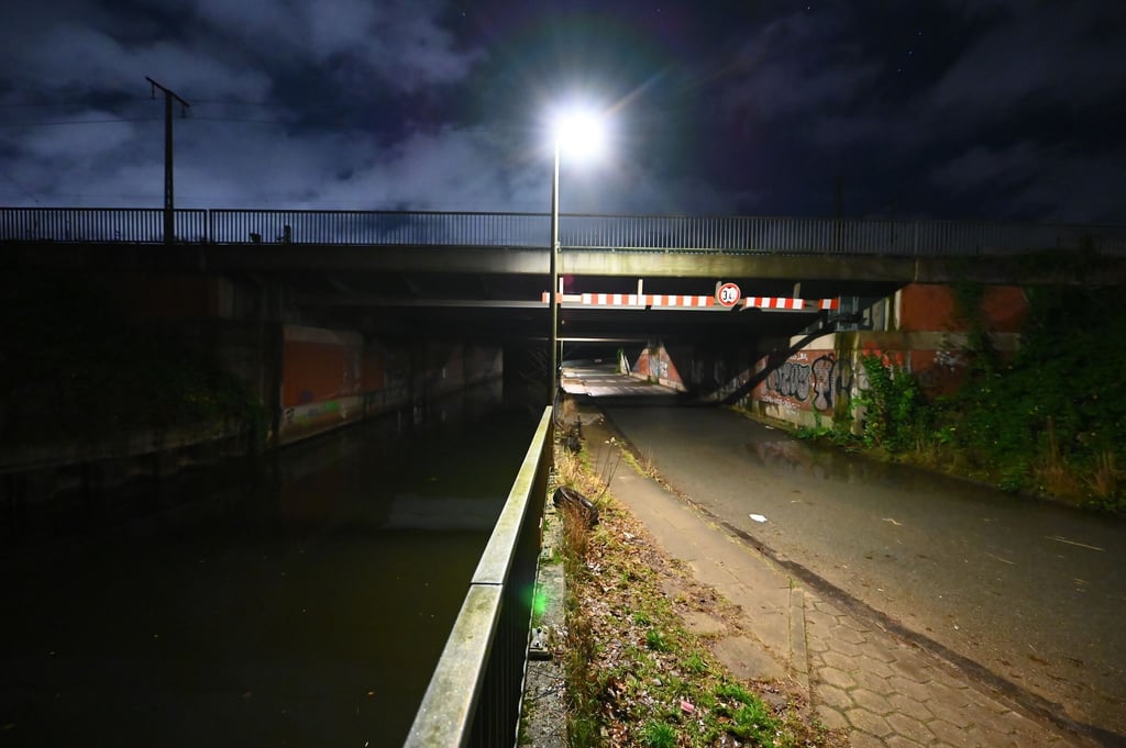 Der Ernst-August-Kanal in Hamburg.